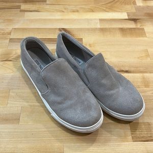 Steve Madden gray suede shoes size 10